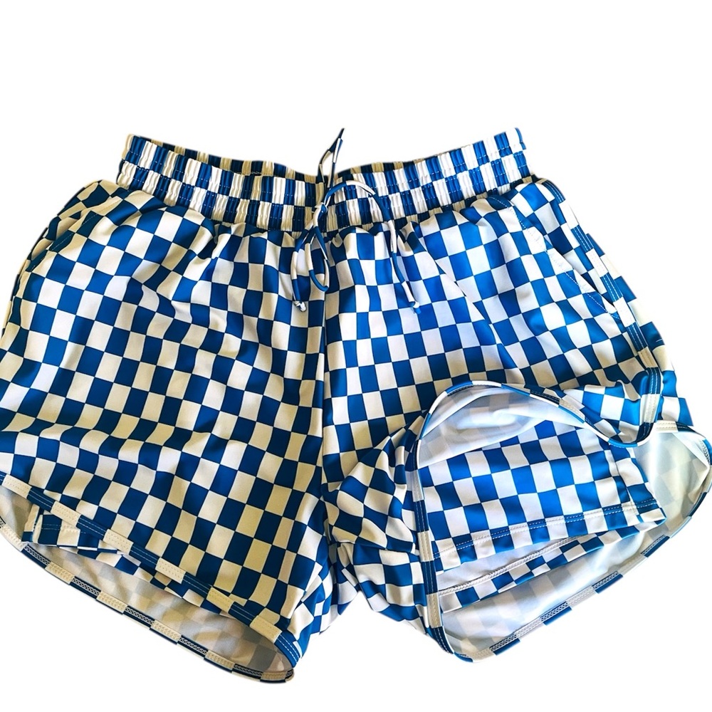 Seafolly Adjustable Swim Top and Boy Short Bottom **Free Gift Included** - Picture 7 of 10